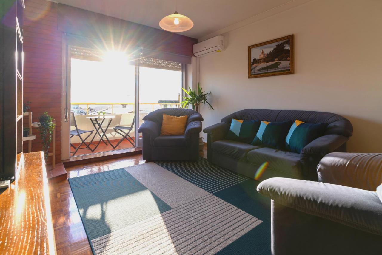 Cozy 3 Room Apartment In Penafiel Centre Exterior foto